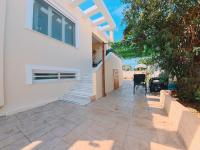 The Bright Villa - B&B Loutsa