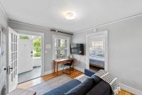 #StayinMyDistrict Heritage By The Bay - B&B Coos Bay