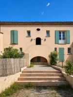 Appartement vue piscine à 2 pas de la plage - B&B Ramatuelle