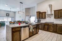 Family Home w/ Yard in El Paso Area, Pets Welcome! - B&B Santa Teresa