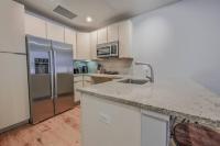 Sun-Filled 1BR Steps from Public Garden - B&B Boston