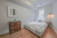 Classic Back Bay 1BR on Newbury Street - B&B Boston