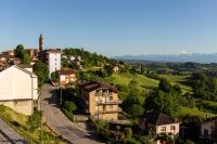 Langhe Panorama House - Bed and Breakfast Monforte d'Alba