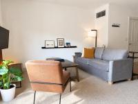 Third Ward Apt Near Summerfest with Gym and Balcony - Sleeps 4 - B&B Milwaukee