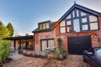 Exquisite 2bed Coach House, 10min to CC, Terrace - Ferienwohnung Manchester