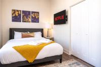Family Friendly Spacious 3BR Suite Sleeps up to 10 guests with Optional Parking and Gym Access Near McCormick Place and Soldier Field - Chambres d'hôtes Chicago