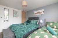 Immaculate 4 bed house with free parking - B&B Birmingham