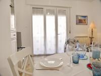 Antonietta - Spazioso Trilocale centralissimo - B&B Grado
