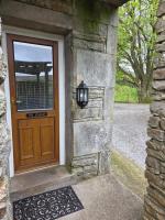 Cottage - The Stables (Pets Allowed)