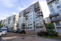 Air-Conditioned Two Bedroom Family Apartment by Noclegi Renters - Chambres d'hôtes Cracovie