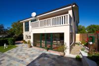 Casa Naturalis-Villa with heated pool &garden - B&B Dobranje