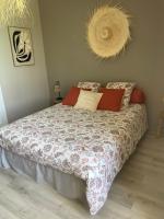 Chambre indépendante avec piscine - B&B Jarnac