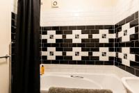 Shakespeare Apartment, Measham - Free Parking - B&B Measham