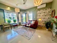 Simon Lydia 5 - A Sunlit Charm in Bandra, Pali Village by Connekt Homes - B&B Mumbai