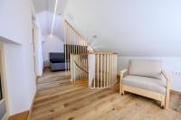 Appartamento con 2 Camere da Letto e Vista Fiume