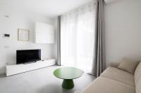 Urban Suite Private Garden & 2 Min Station - Ferienwohnung Mailand