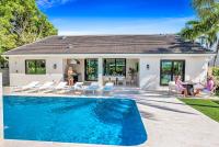 Steps from Beach Heated Pool Sunrise Key RESlDENCES - B&B Fort Lauderdale