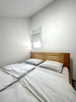 1-Bedroom apartment with mountain view and free parking - B&B Podgorica