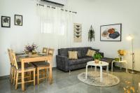 Charming Home in the Heart of Haifa by Sea N Rent - B&B Haifa