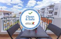B41 - Windmill Modern with Pool - B&B Lagos