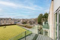 Square Green No 15 - Balcony - B&B Saint Andrews
