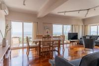 Spacious Sea View Apartment In Athens Riviera - B&B Athens