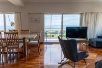Spacious Sea View Apartment In Athens Riviera - B&B Athens