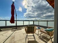 McHome Neues und sonniges Doppelhaus, Top 1 mit grosse Terrasse und E-Ladestation in Dobl bei Graz - B&B Dobl