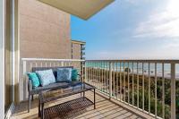 Gorgeous corner unit with plenty of space shared pool and beach access - B&B Fort Walton Beach