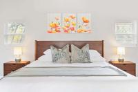 Stargazer Meadows with Firepit BBQ & Ideal Location - Family Friendly - Chambres d'hôtes Fennville