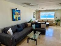 Bel appartement meublé sur la corniche - Ferienwohnung Tanger