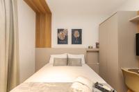 Apartamento 404 - Cena Living · Studio Completo p/ 4 | A/C, Academia e Coworking - B&B Curitiba