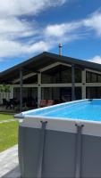 Boiko house - котеджі з чаном-джакузі та басейном - Bed and Breakfast Slavske