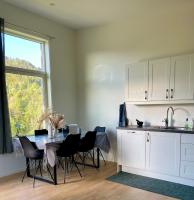 Modern 2-bedroom apartment in Lyngdal - Ferienwohnung Lyngdal