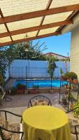 Casa con piscina en barrio residencial - B&B Los Andes