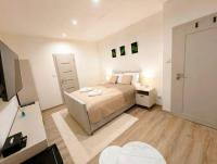 Axiom Suites - Astra 6 - Bed and Breakfast Košice