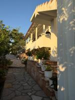 Binos Apartments Ksamil - Chambres d'hôtes Ksamil