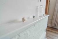 Seaside Family Escape- Cosy bungalow with large private garden- Pets Welcome - Chambres d'hôtes Clacton-on-Sea