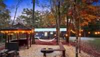 Starlit Hot Tub Nights on a Private Ridge - B&B Blue Ridge