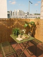 Haru Stay, DMC - Bed and Breakfast Seoel