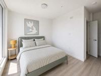 Brand New 1BR Suite with AC Walk to The Drive - B&B Vancouver