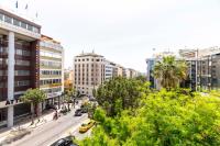 Natives 4BR Acropolis Residence by UPSTREET - B&B Atenas