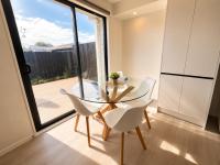 Elegant 4BR Home & Weekly & Monthly Deals Near SH20 - Chambres d'hôtes Auckland