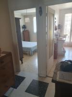 room for rent staying with a resident - B&B Niza