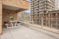 Stunning apartment with large sunny terrace - Bed and Breakfast Oostende