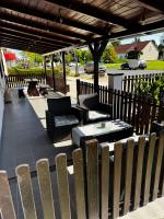 Dominó Apartman - B&B Gelse