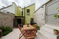 The Lime House: Rustic Cliftonwood Abode - B&B Bristol