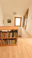 Magyar Tenger Pihenőház, for 2-8 person, 105 m2, garden, pool, free parking, 5 min from the Lake, Balatonakarattya - Chambres d'hôtes Balatonakarattya