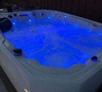 Gateway to the Keys, Jacuzzi, Billiards, BBQ, Sleeps 10 - B&B Homestead