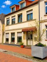Pension am Bernsteinmuseum Ferienwohnung - B&B Ribnitz-Damgarten